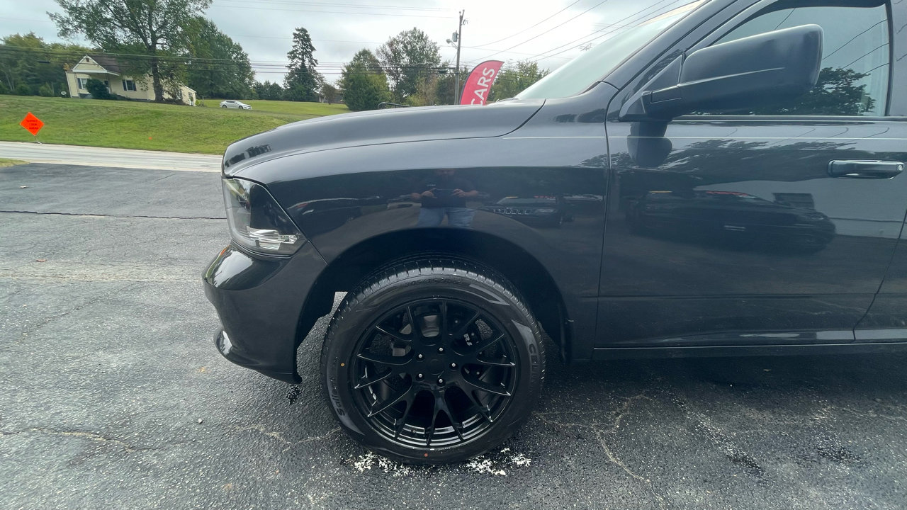 Used 2018 RAM 1500 Express w/ Express Value Package image 2