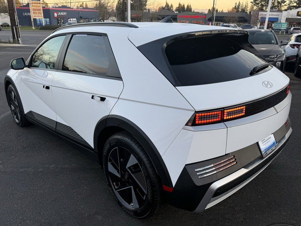 Certified 2025 Hyundai Ioniq 5 SEL image 3
