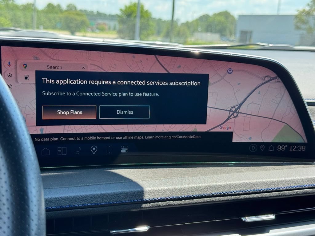 Certified 2024 Cadillac XT4 Sport FWD image 30