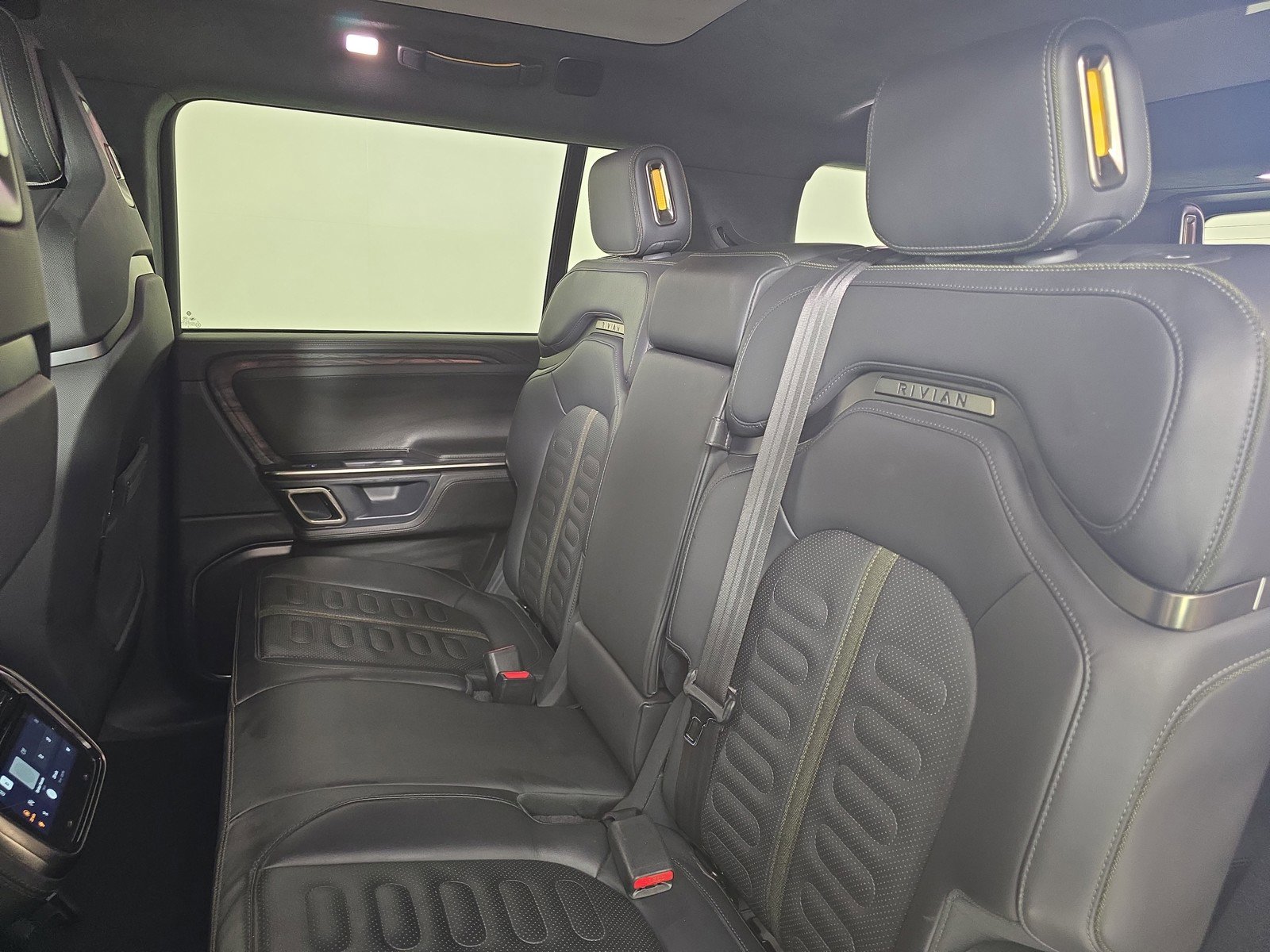 Used 2023 Rivian R1S Launch Edition AWD/4WD image 21