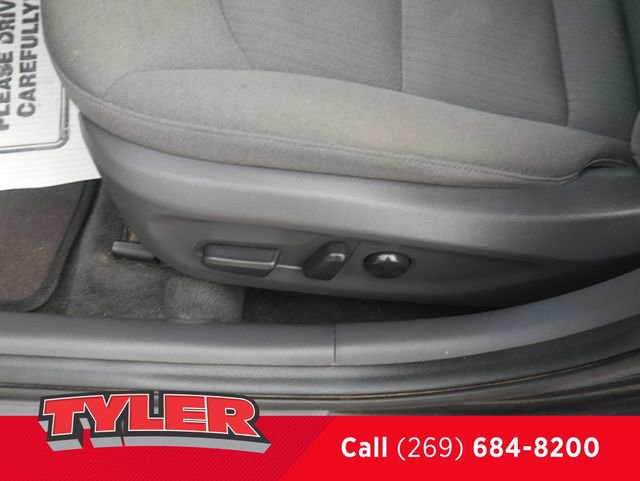 Used 2022 Hyundai Ioniq SEL FWD image 21