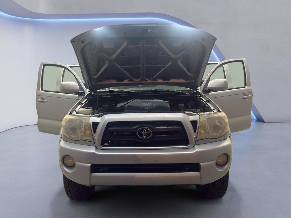 Used 2006 Toyota Tacoma PreRunner w/ TRD Sport Pkg #3 RWD image 10