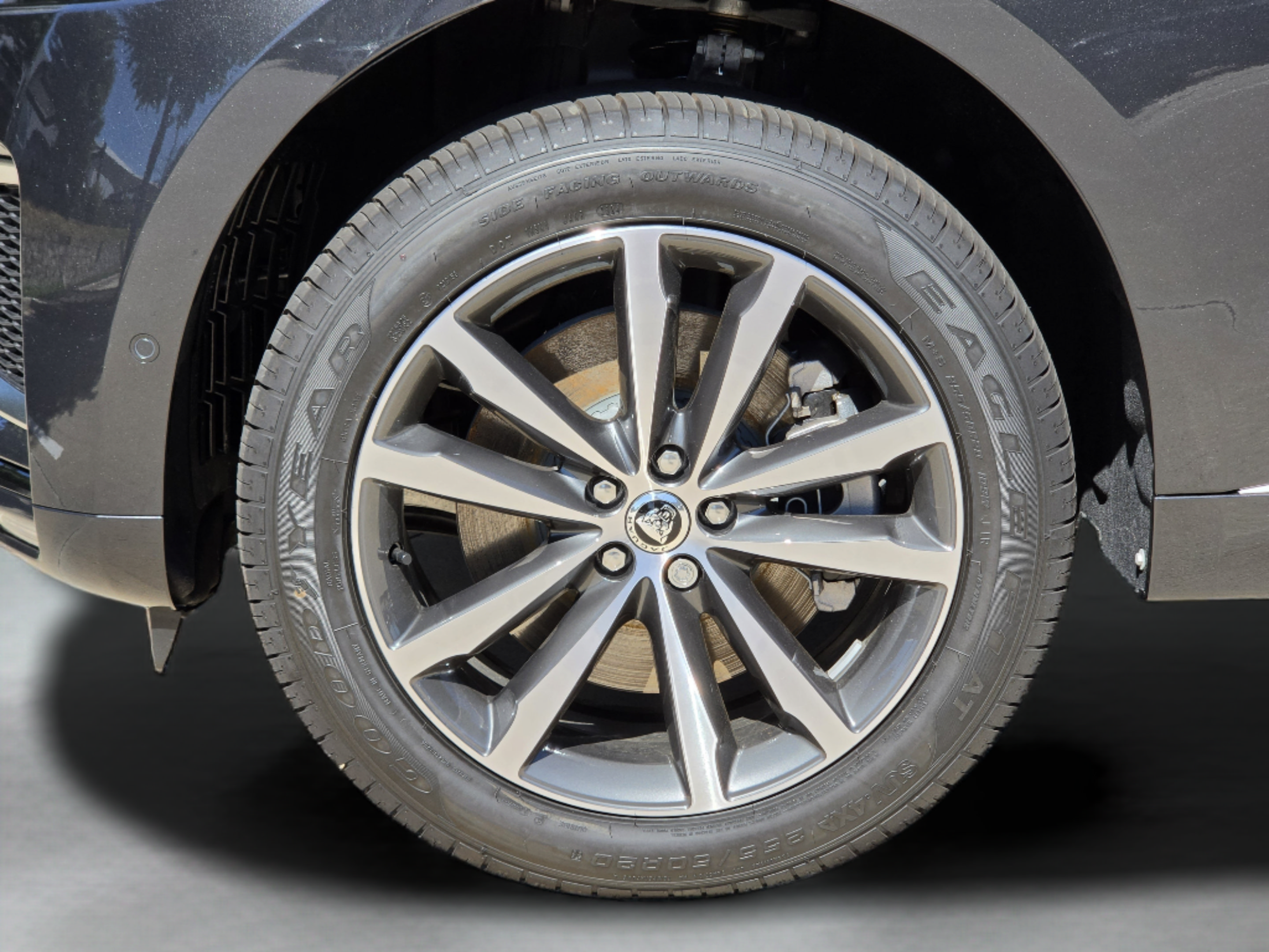Used 2026 Jaguar F-PACE R-Dynamic S AWD/4WD image 34