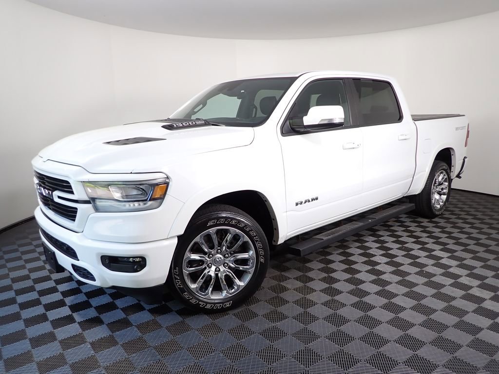 Used 2022 RAM 1500 Laramie w/ Sport Appearance Package AWD/4WD image 11