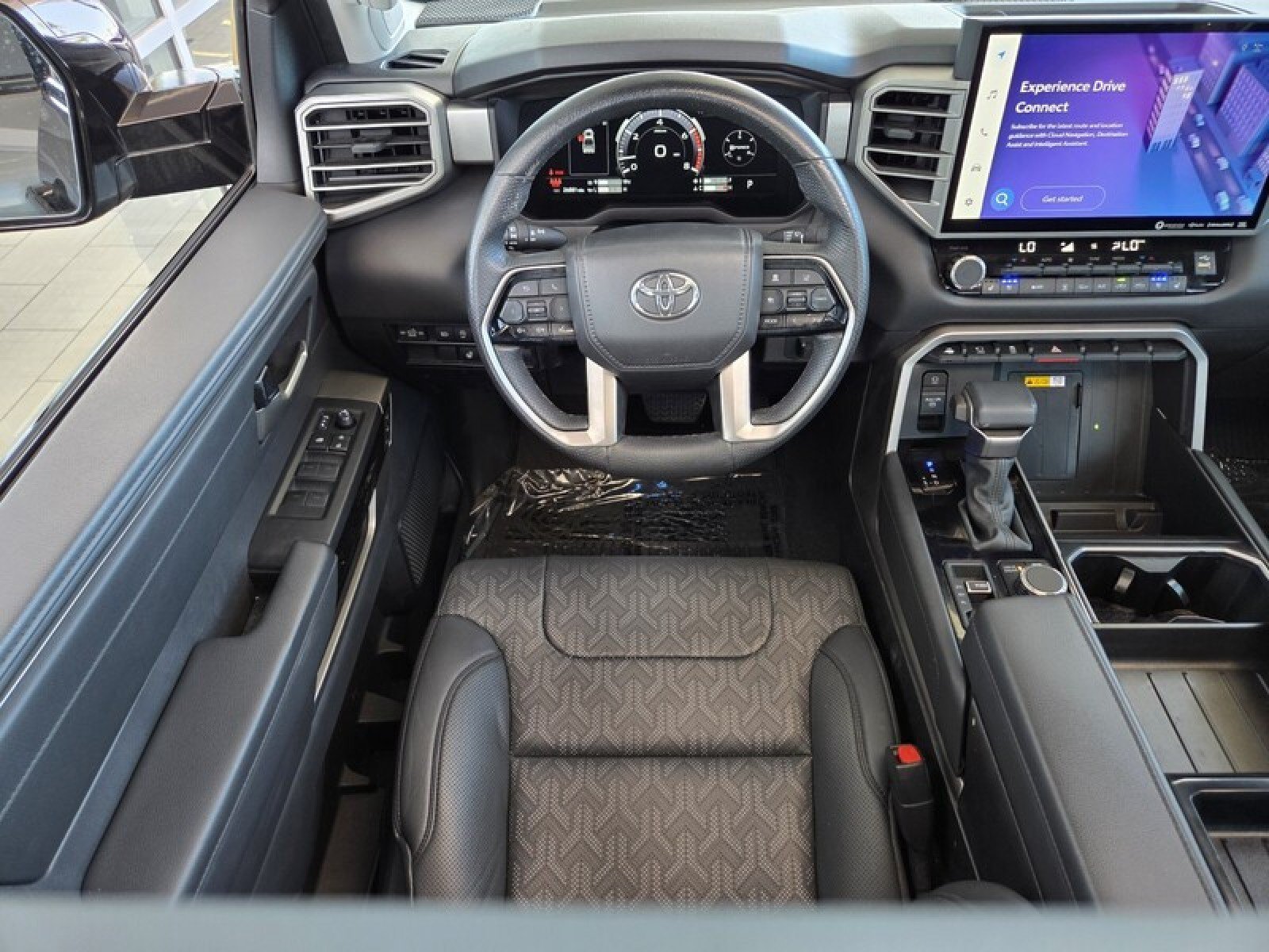 Used 2024 Toyota Tundra Limited AWD/4WD image 16