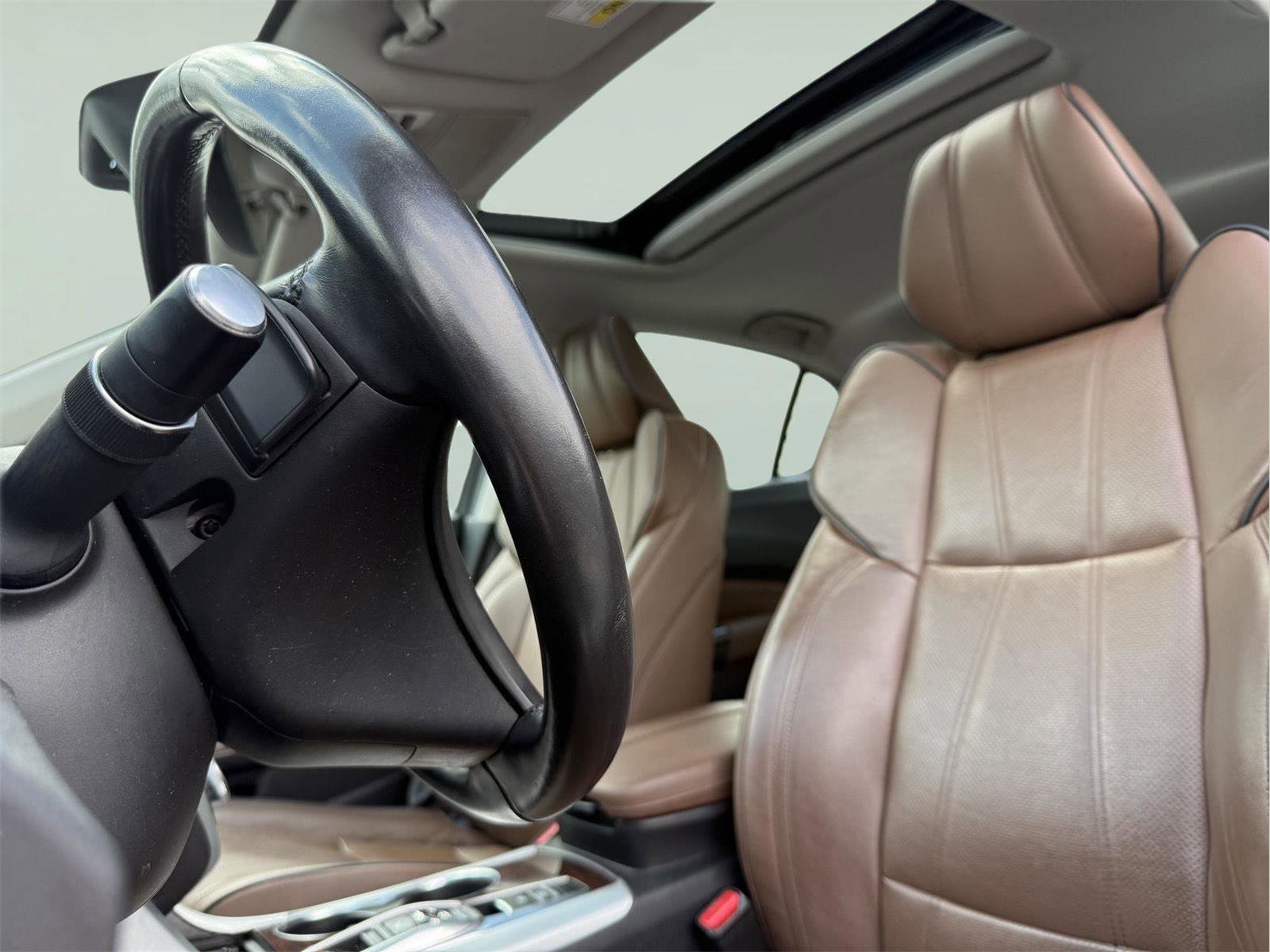 Used 2020 Acura TLX V6 w/ Technology Package FWD image 11