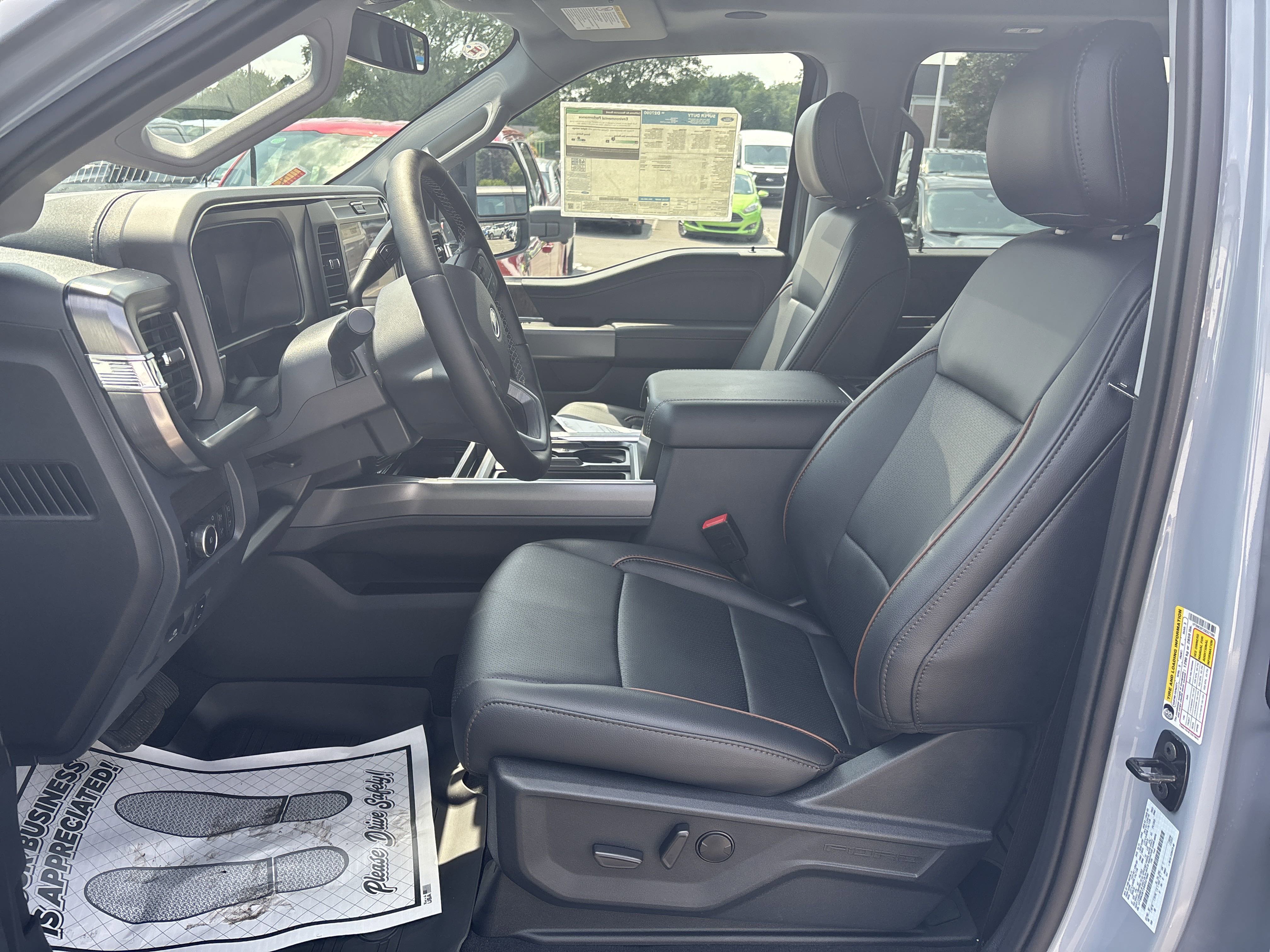 New 2025 Ford F250 Lariat w/ Lariat Ultimate Package image 12