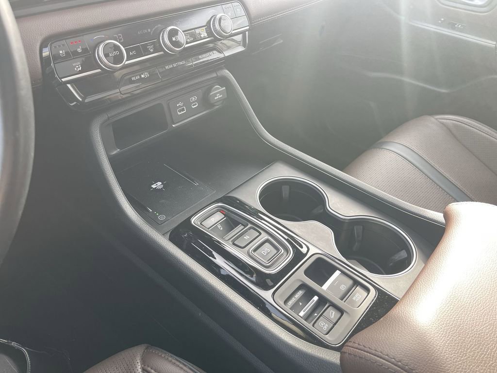 Used 2023 Honda Pilot Elite image 32