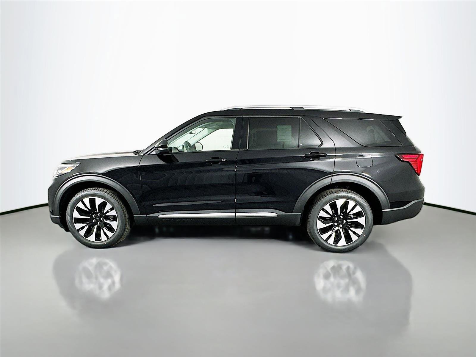 New 2026 Ford Explorer Platinum image 8