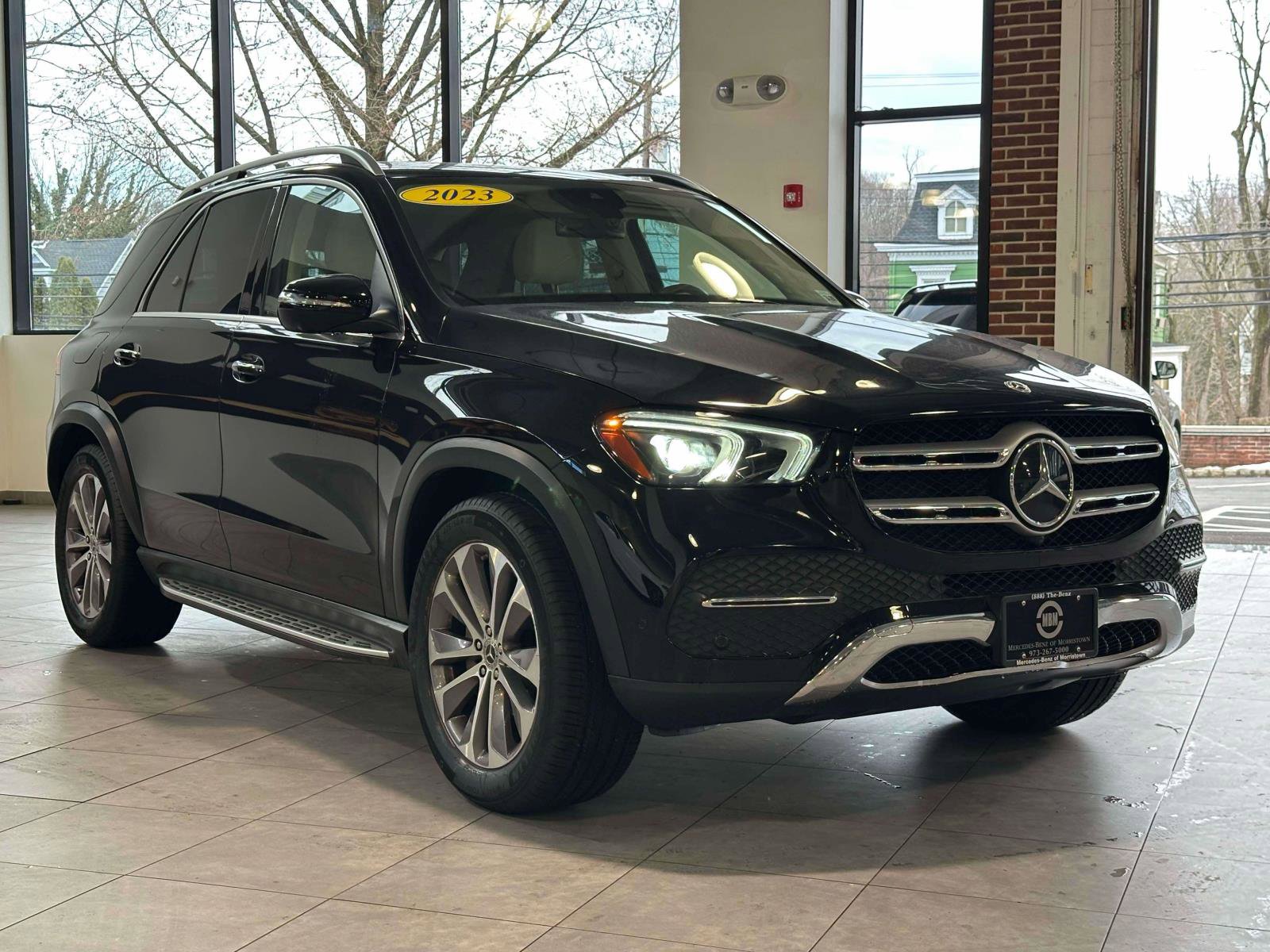 Certified 2023 Mercedes-Benz GLE 350 4MATIC image 2