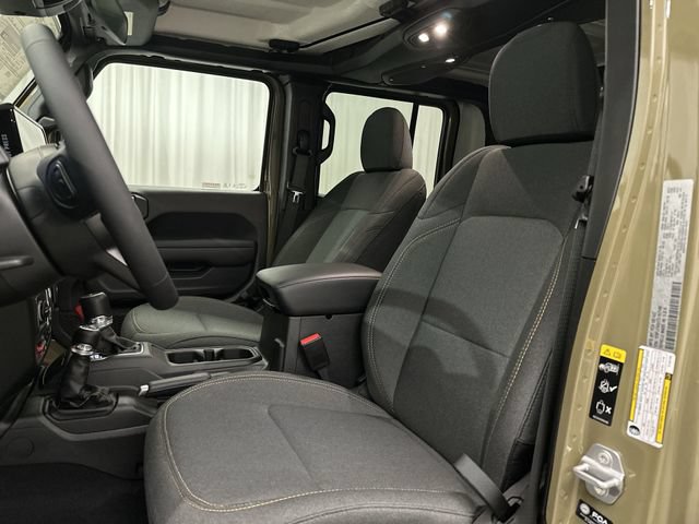 New 2026 Jeep Gladiator Sport AWD/4WD image 15