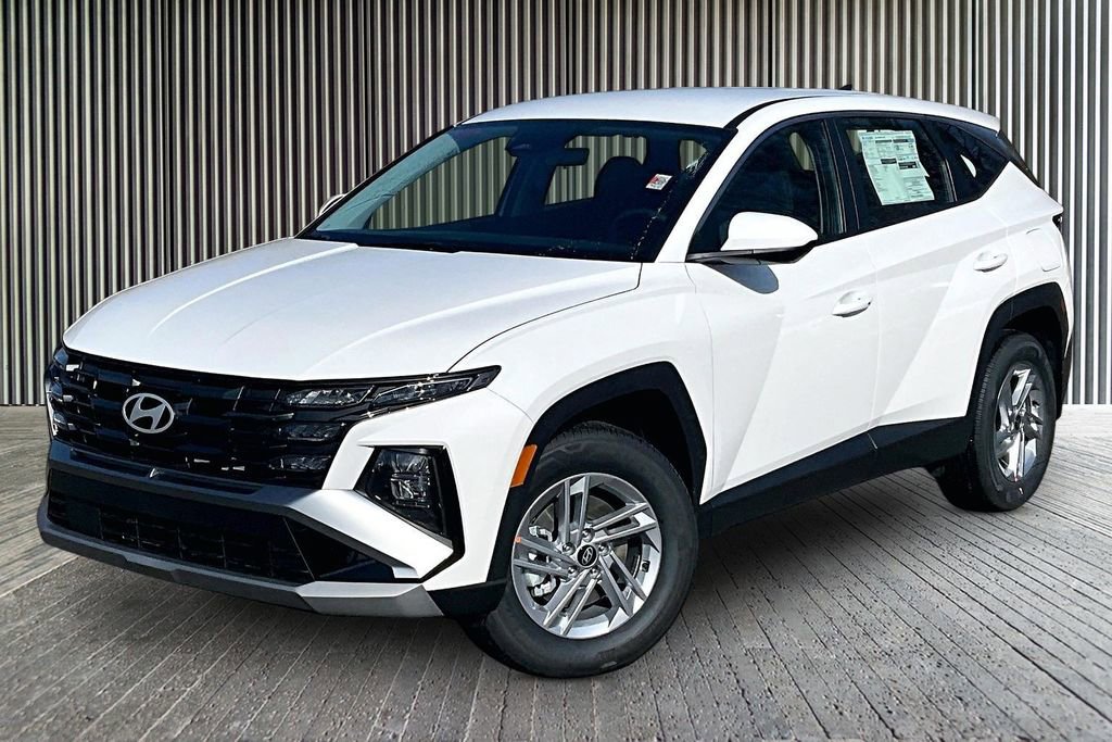 New 2026 Hyundai Tucson SE image 2