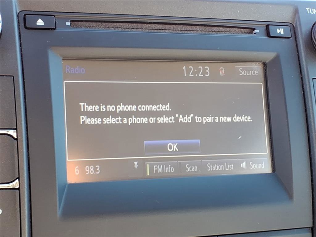 Used 2017 Toyota Camry LE image 19