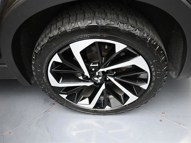 Used 2023 Mitsubishi Outlander SEL AWD/4WD image 24