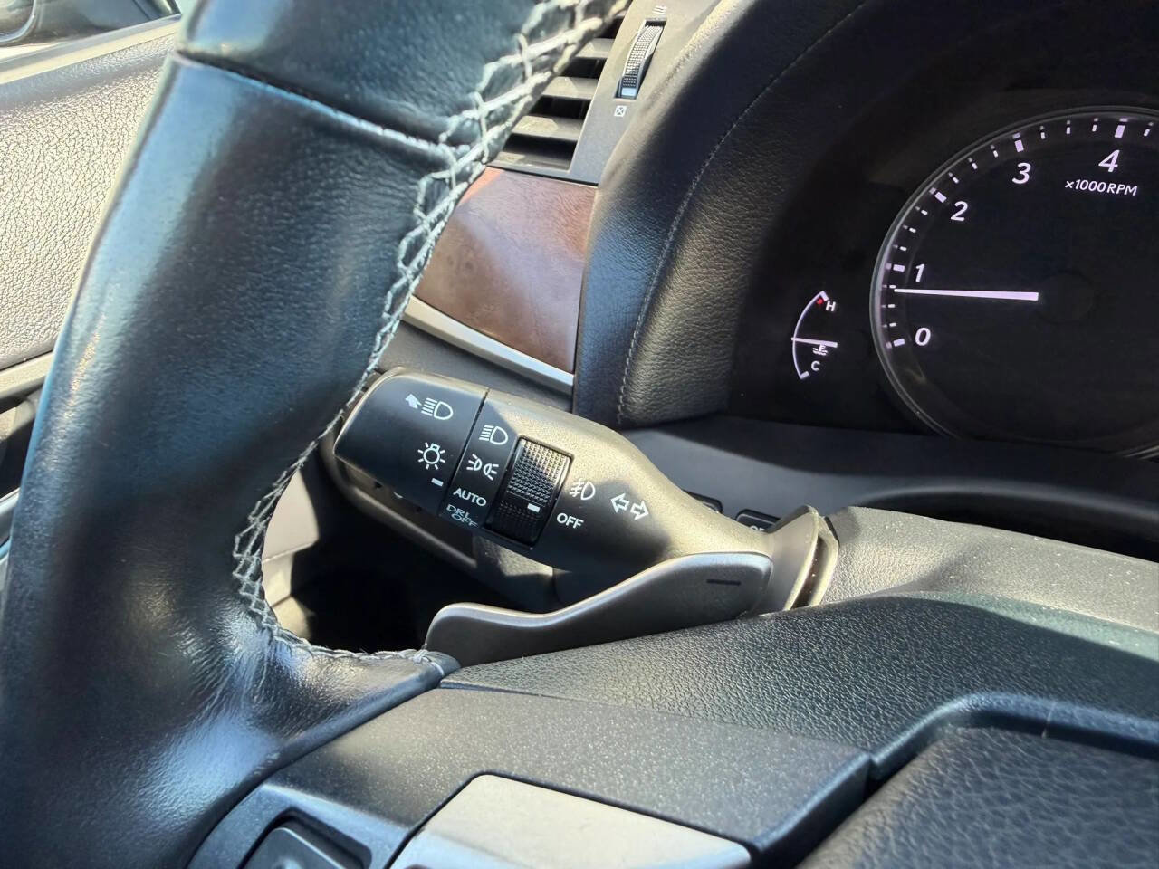 Used 2013 Lexus GS 350 AWD w/ Premium Pkg image 40