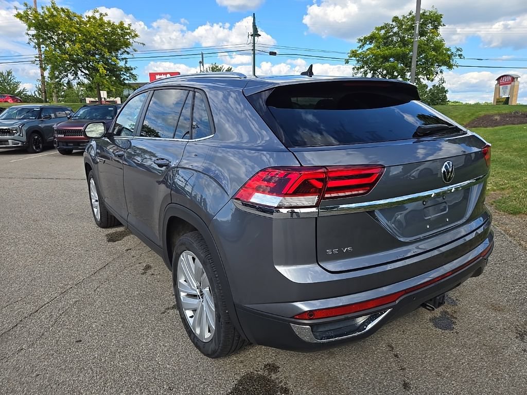 Used 2023 Volkswagen Atlas Cross Sport SE w/ Panoramic Sunroof Package AWD/4WD image 7
