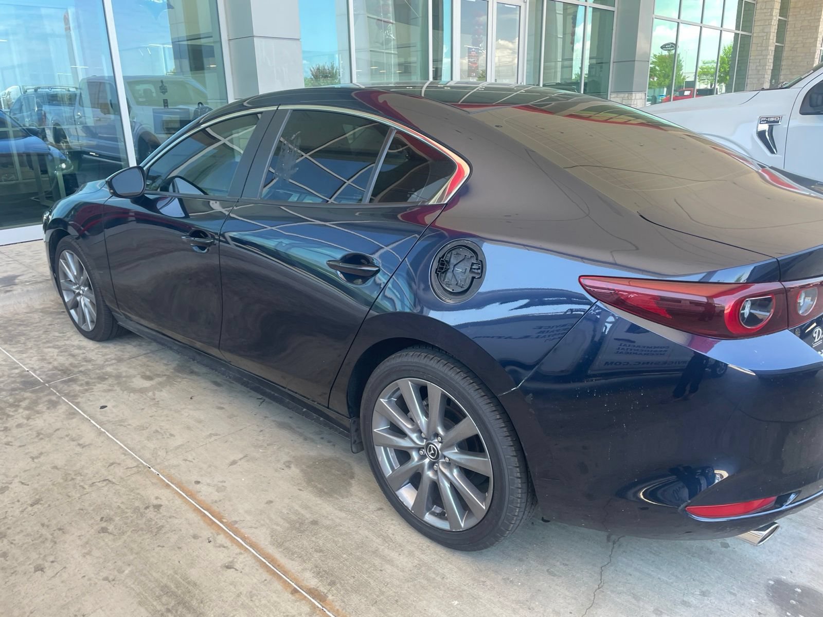Used 2025 MAZDA MAZDA3 s FWD image 13