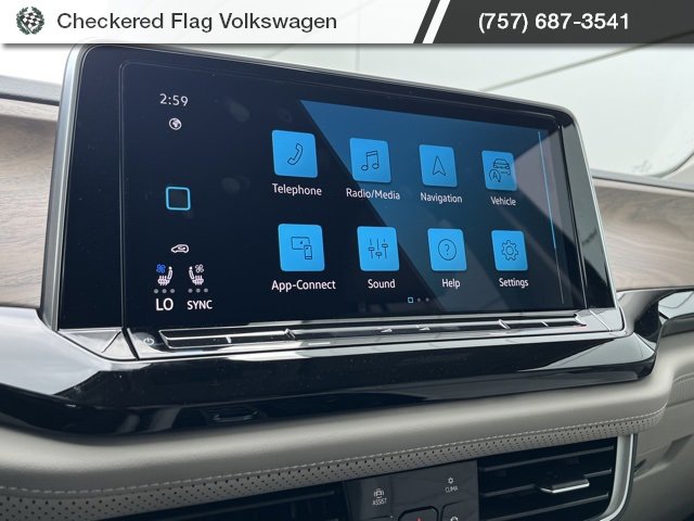 New 2025 Volkswagen Atlas SE image 40