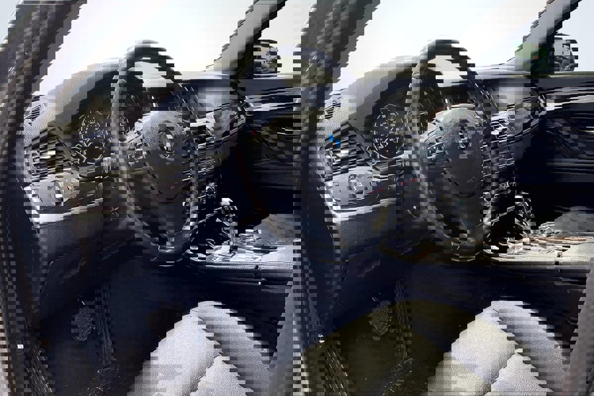 Used 2014 BMW 528i Sedan image 14