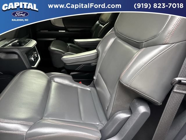 Certified 2025 Ford Expedition Active AWD/4WD image 17