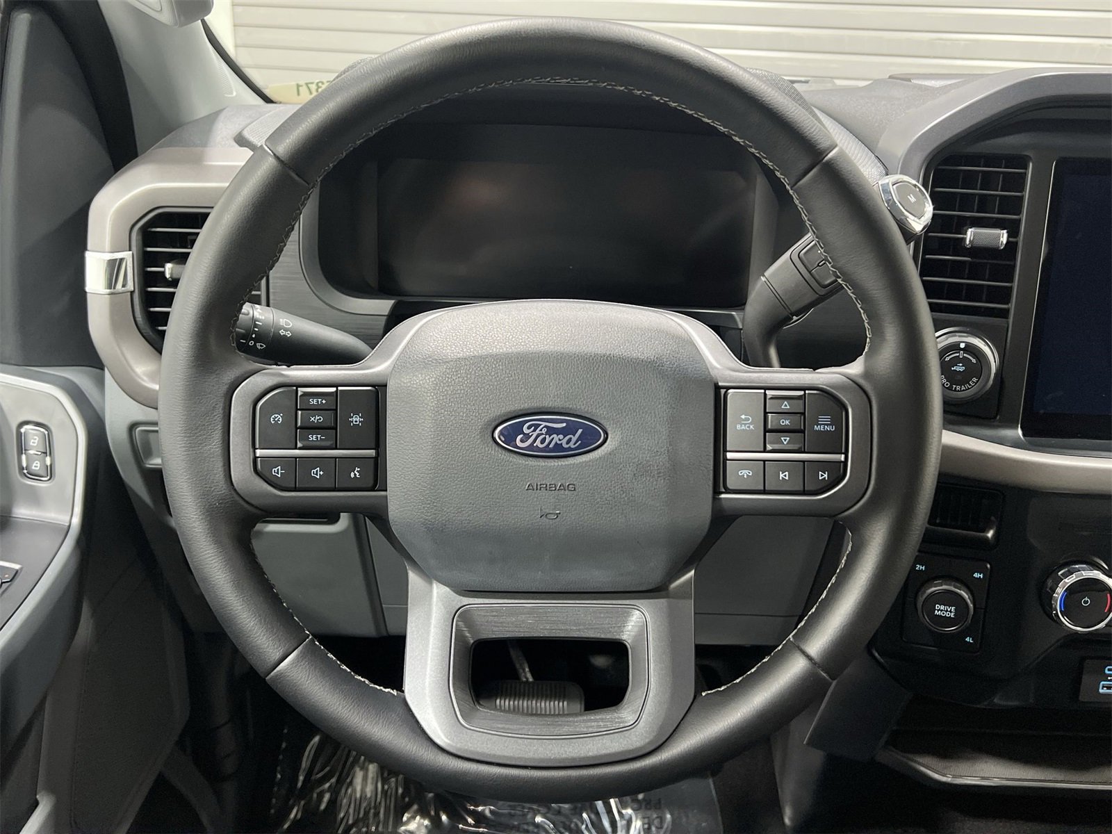 Used 2024 Ford F150 XLT image 14