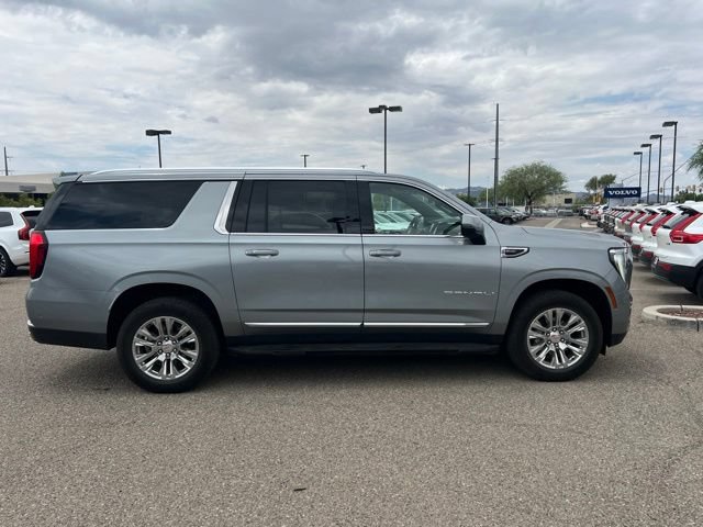 Used 2025 GMC Yukon XL Denali AWD/4WD image 2