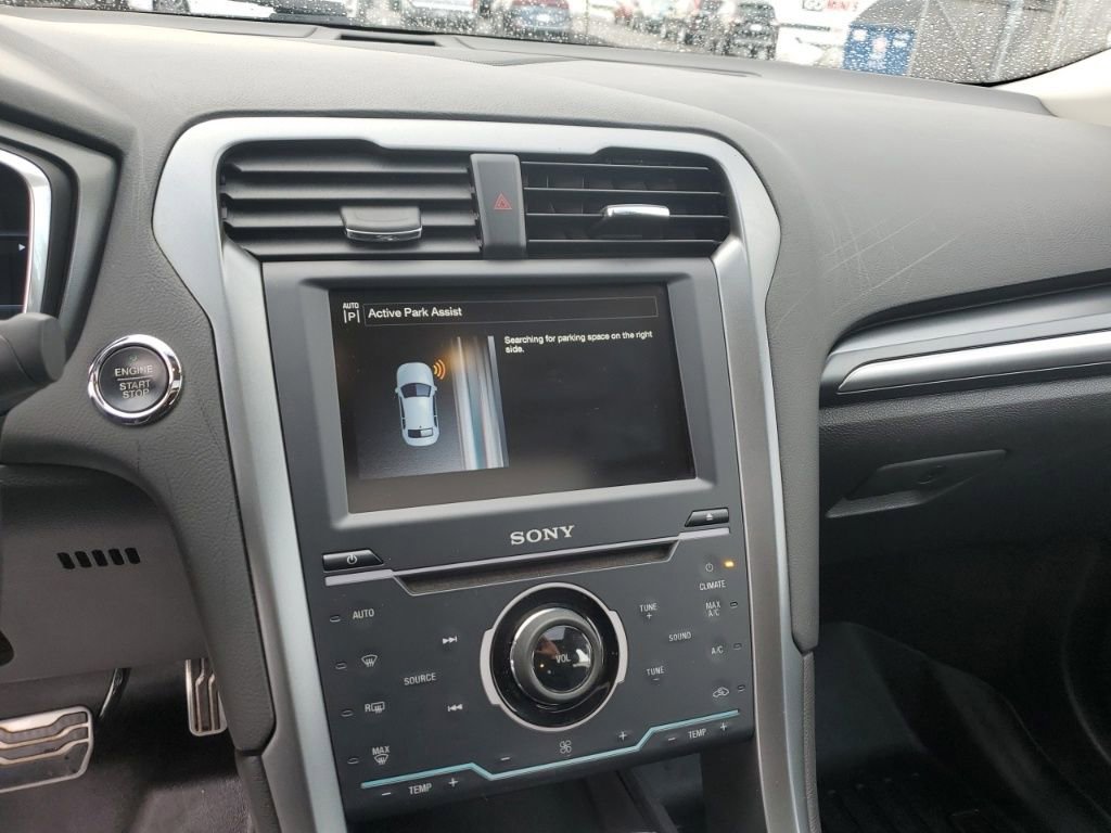 Used 2014 Ford Fusion Titanium image 20