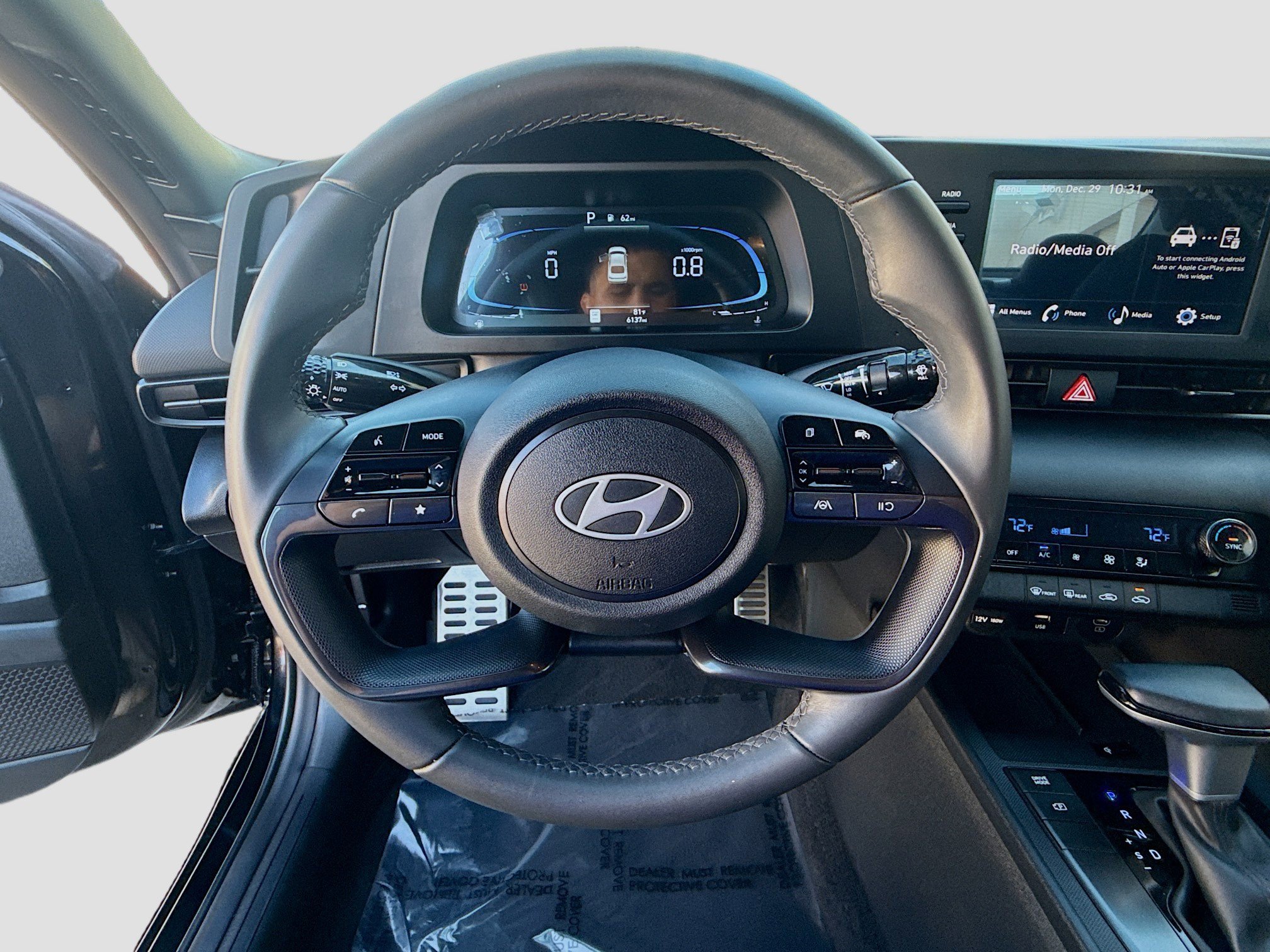 Used 2025 Hyundai Elantra Sport image 8