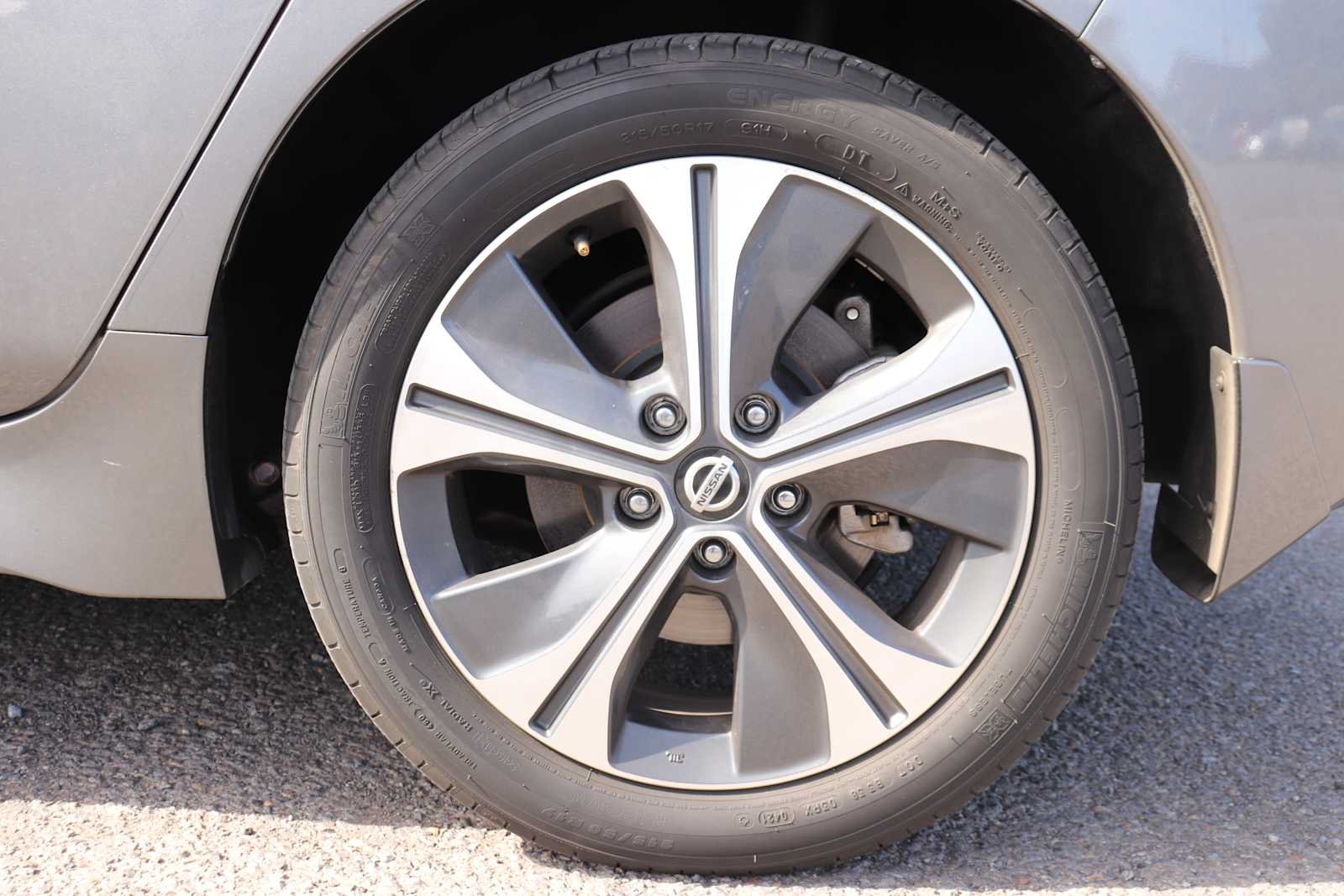 Used 2020 Nissan Leaf SL Plus FWD image 9