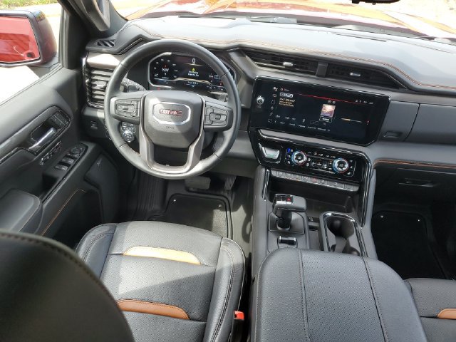 Used 2023 GMC Sierra 1500 AT4 w/ AT4 Premium Package AWD/4WD image 7