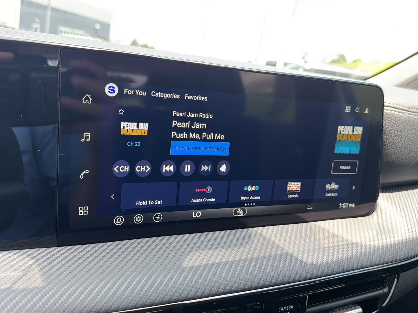 New 2026 Nissan Kicks SR FWD image 23