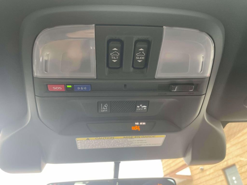 Used 2023 Subaru Impreza 2.0i Sport image 32