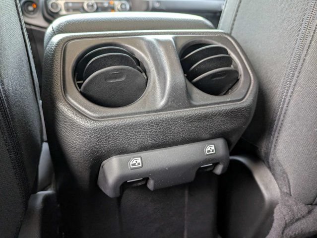 Used 2021 Jeep Gladiator Sport AWD/4WD image 14