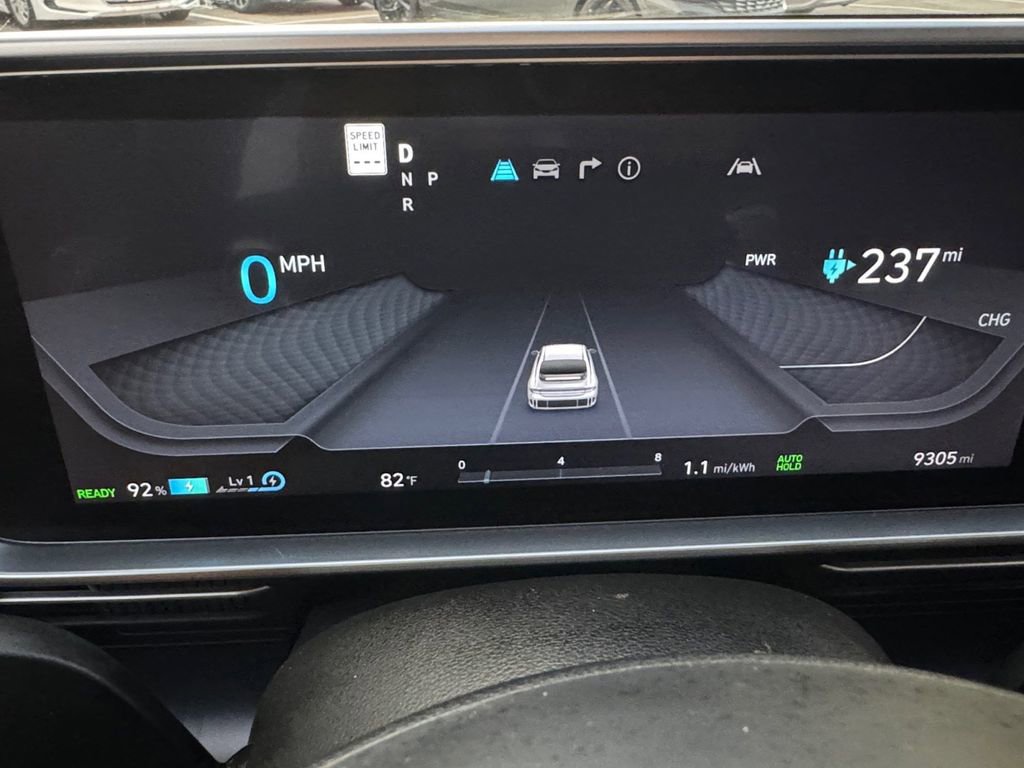 Used 2025 Hyundai Ioniq 6 SE image 16