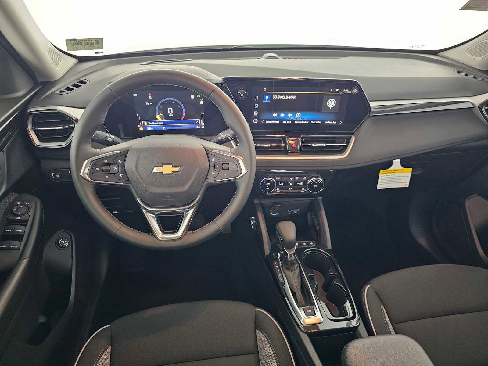 New 2026 Chevrolet TrailBlazer LT w/ Convenience Package FWD image 18