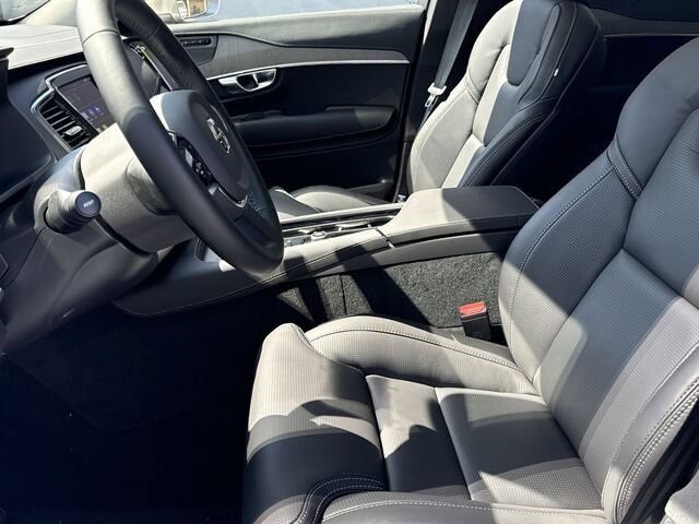 New 2024 Volvo XC90 T8 Ultimate w/ Protection Package Premier AWD/4WD image 19
