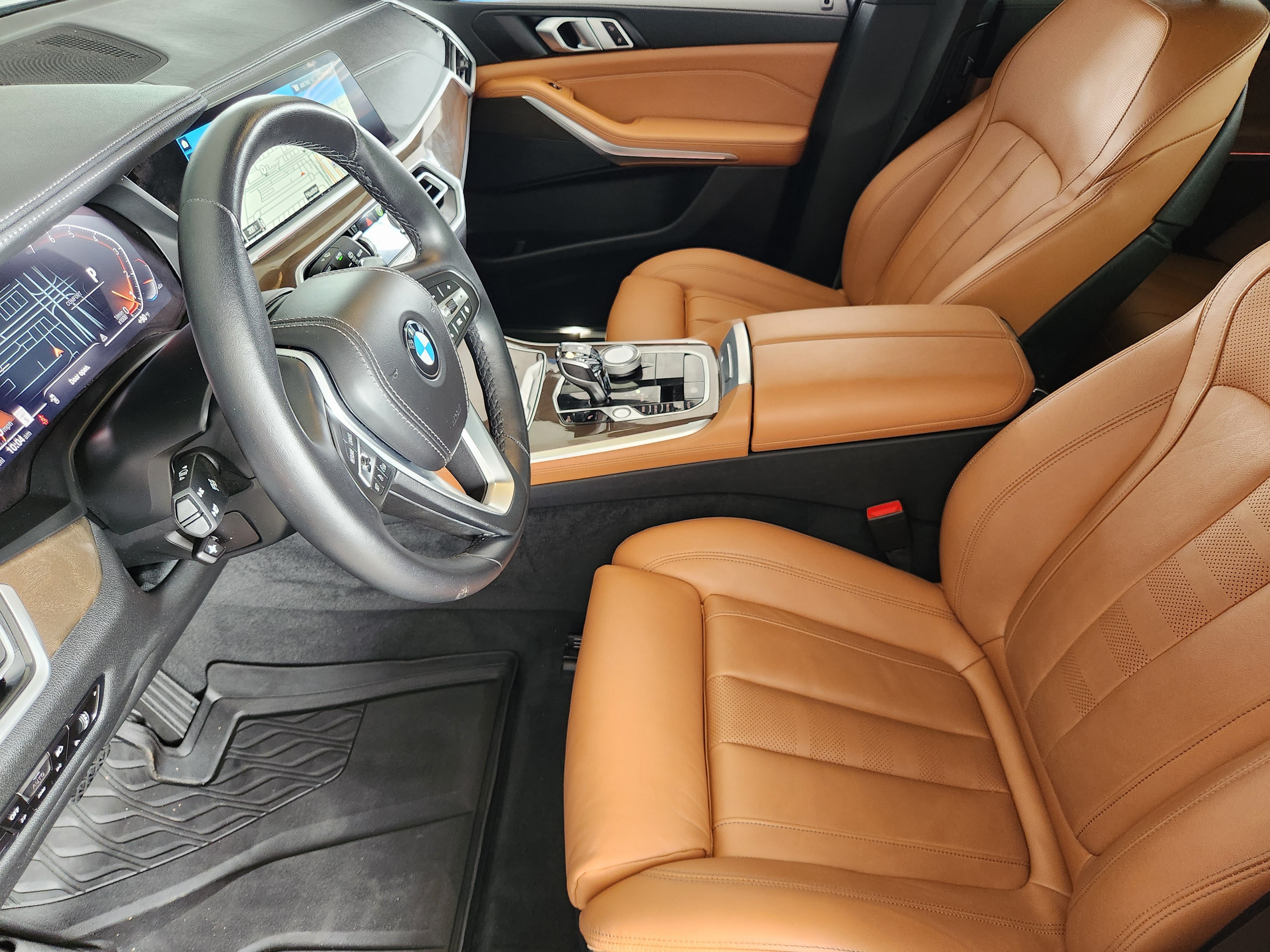 Used 2022 BMW X5 xDrive40i w/ Executive Package AWD/4WD image 14