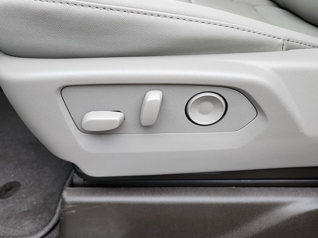 New 2026 GMC Sierra 1500 SLT w/ SLT Premium Plus Package image 18