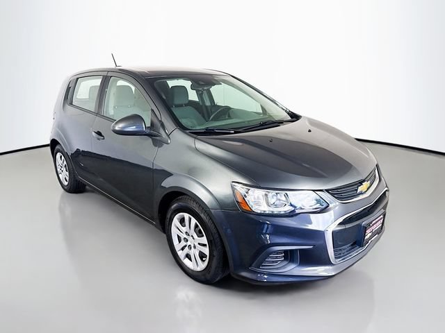 Used 2019 Chevrolet Sonic LT FWD image 2