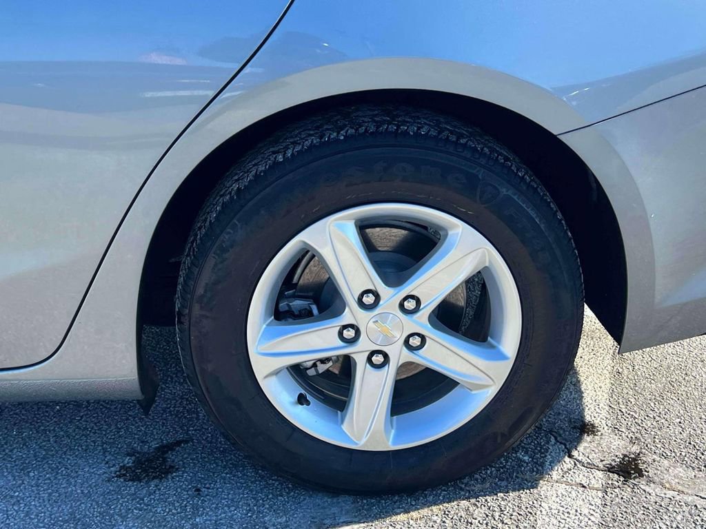 Used 2023 Chevrolet Malibu LS FWD image 8