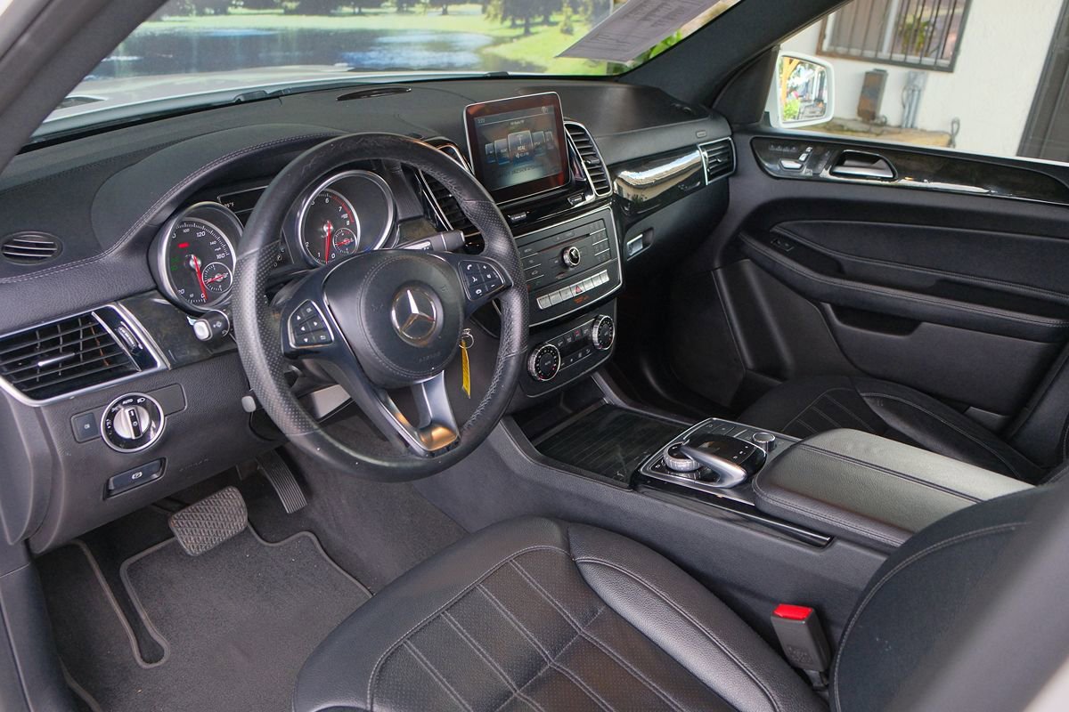 Used 2017 Mercedes-Benz GLS 450 4MATIC w/ Premium Package image 15