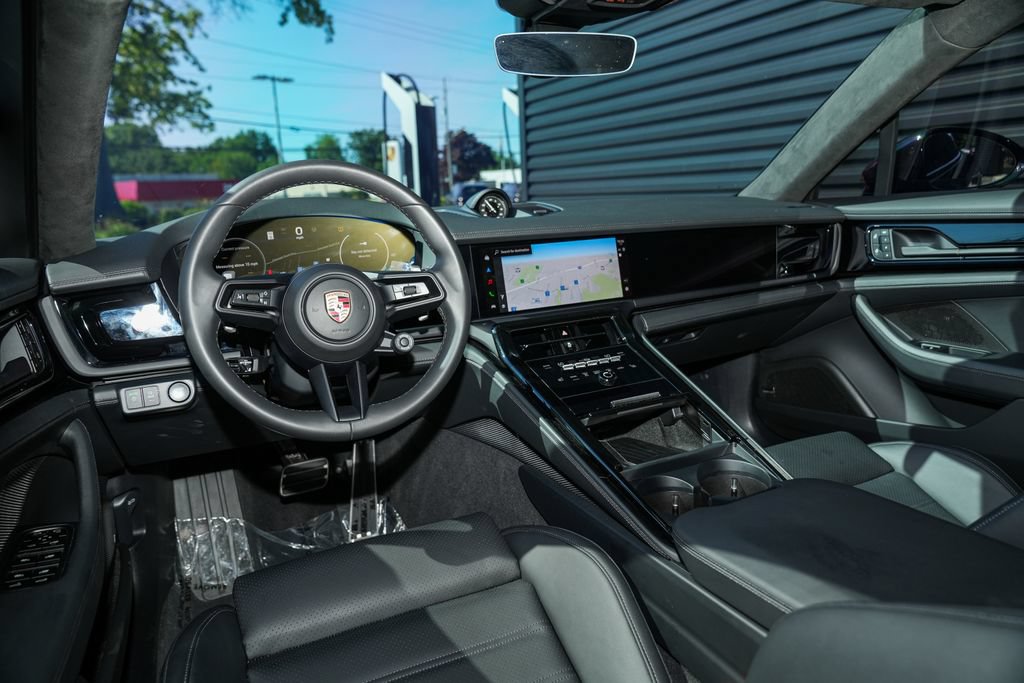 Certified 2026 Porsche Panamera GTS AWD/4WD image 18