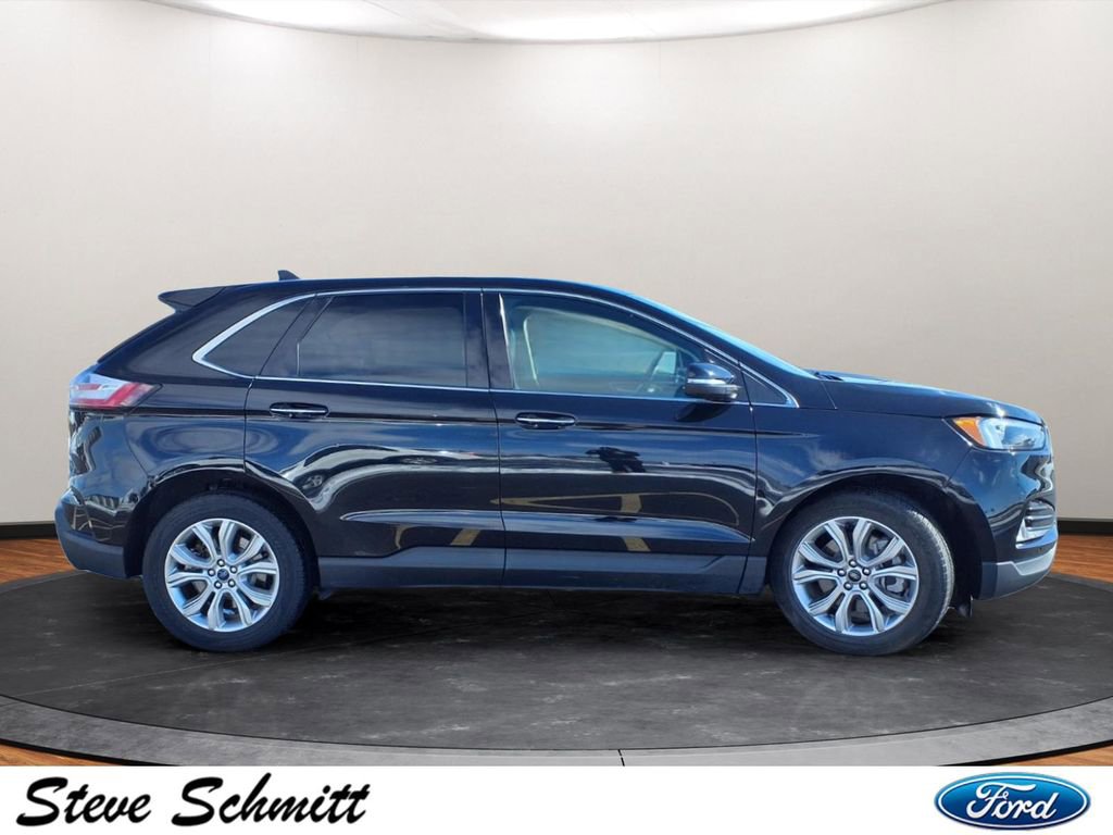 Used 2022 Ford Edge Titanium image 28