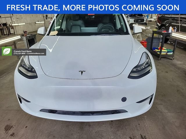 Used 2023 Tesla Model Y Long Range AWD/4WD image 2