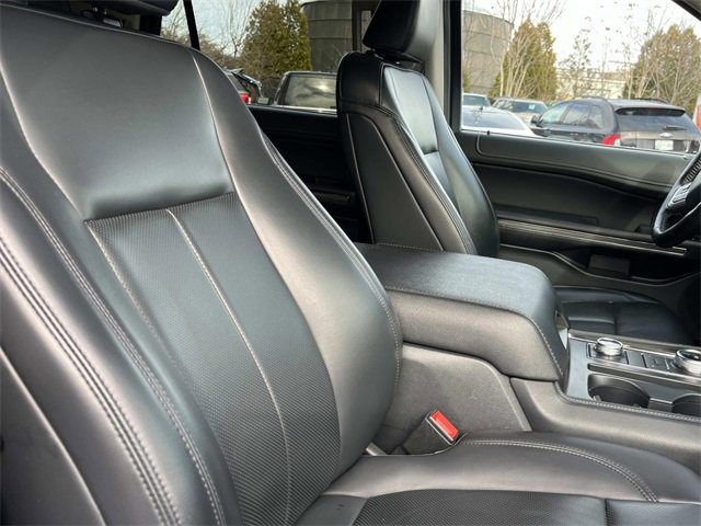 Used 2024 Ford Expedition Max XLT image 26