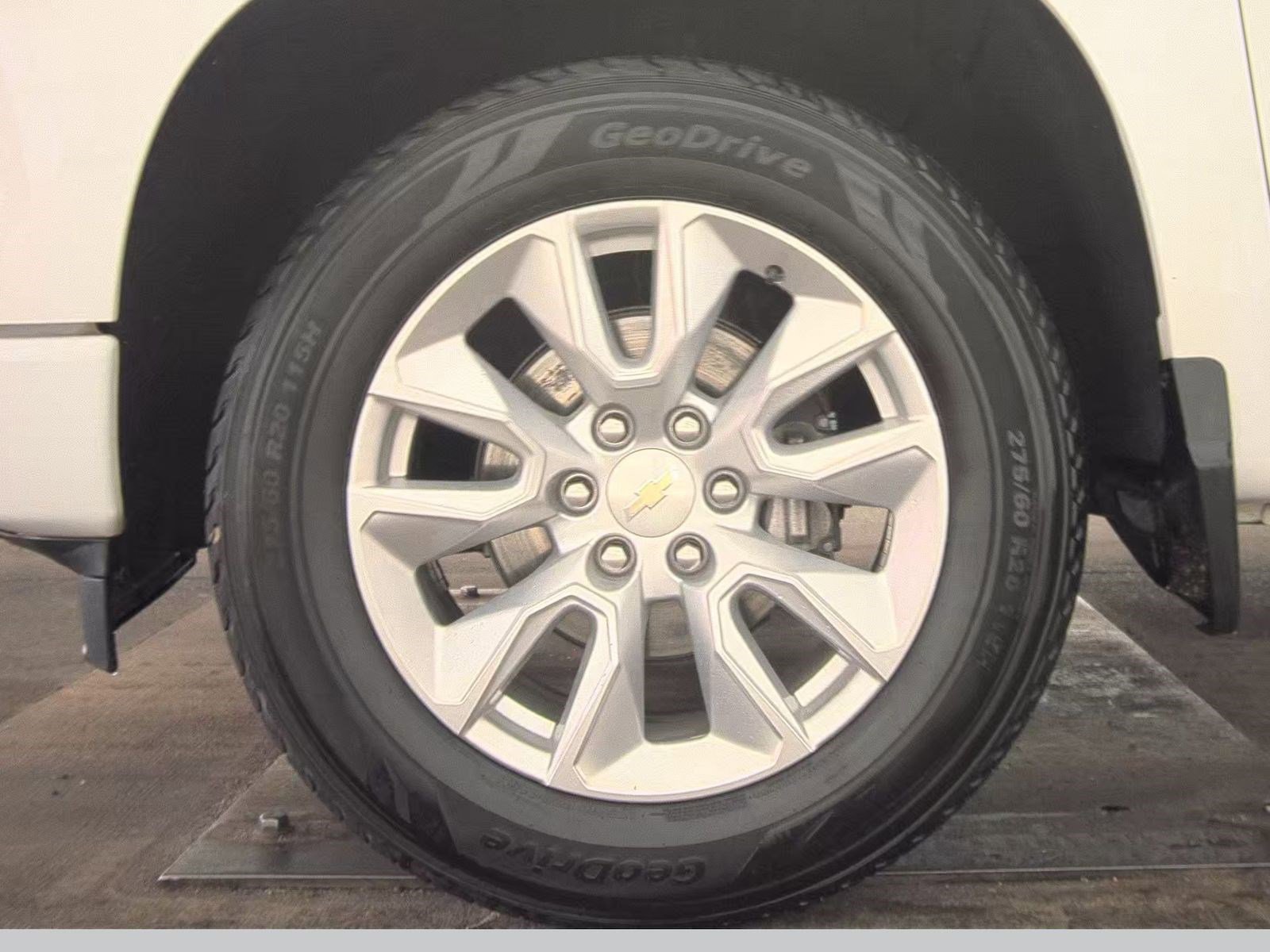 Used 2022 Chevrolet Silverado 1500 Custom image 8