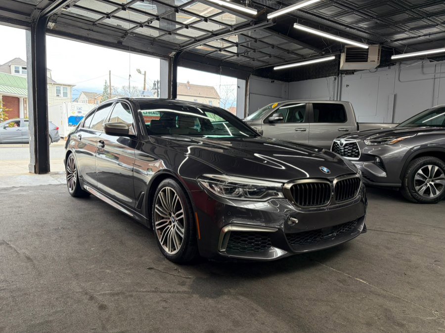 Used 2018 BMW M550i xDrive AWD/4WD image 3