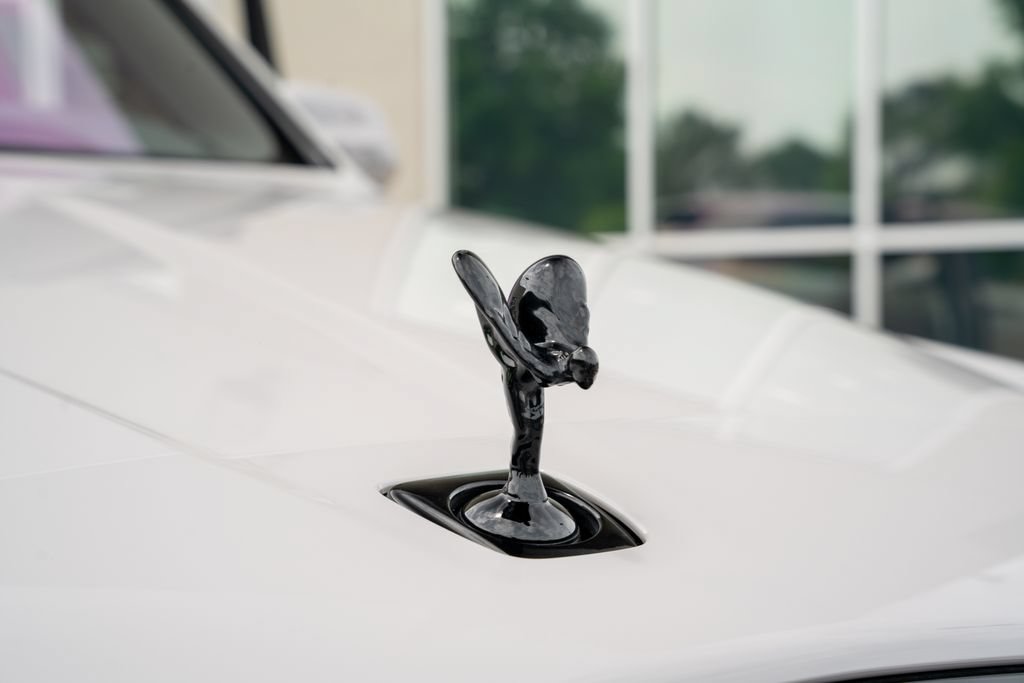 Used 2025 Rolls-Royce Cullinan AWD/4WD image 8