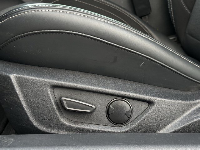 Used 2025 Ford Mustang GT RWD image 24