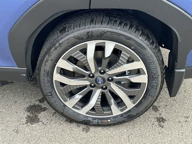 Certified 2025 Subaru Forester Touring AWD/4WD image 5